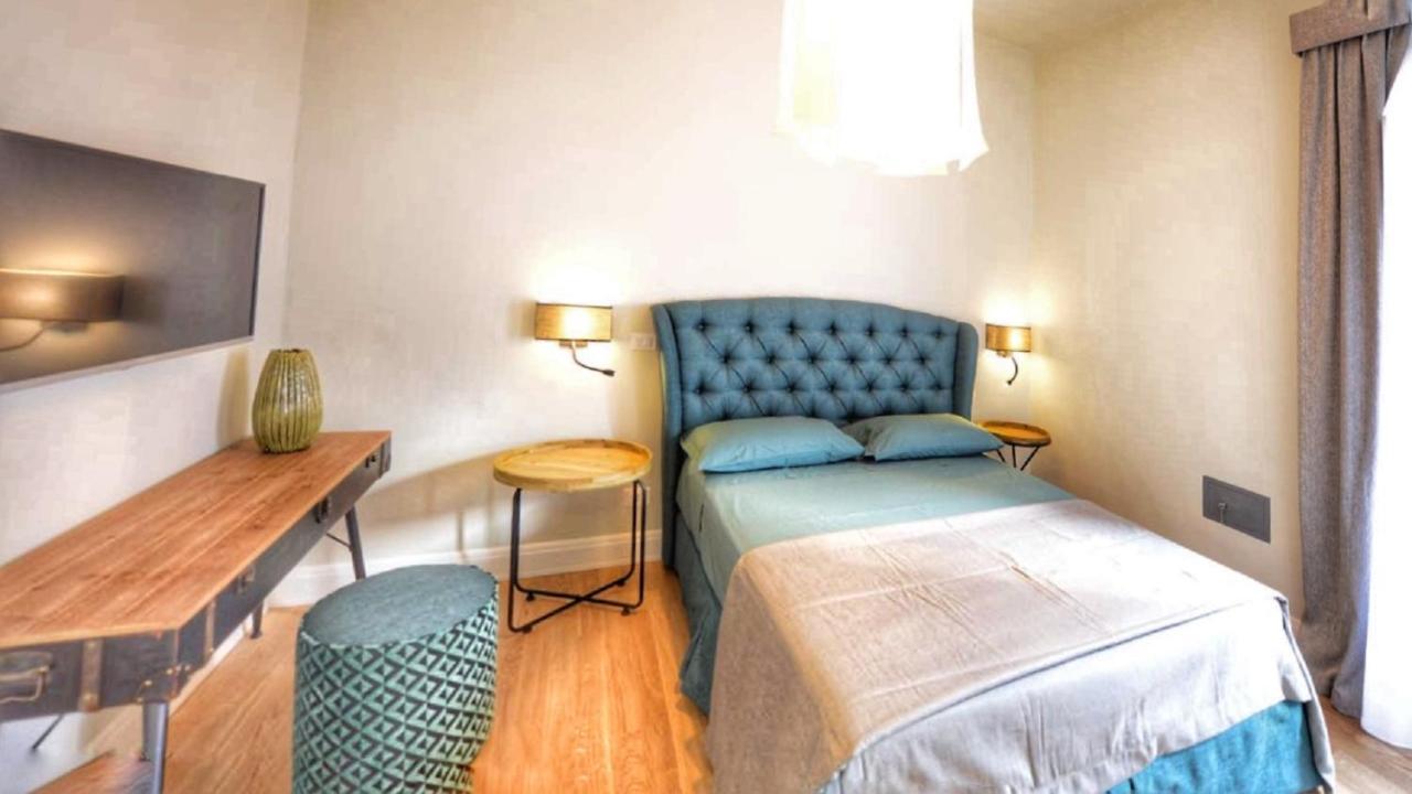 Domus D'Angelo B&B Formia Luaran gambar
