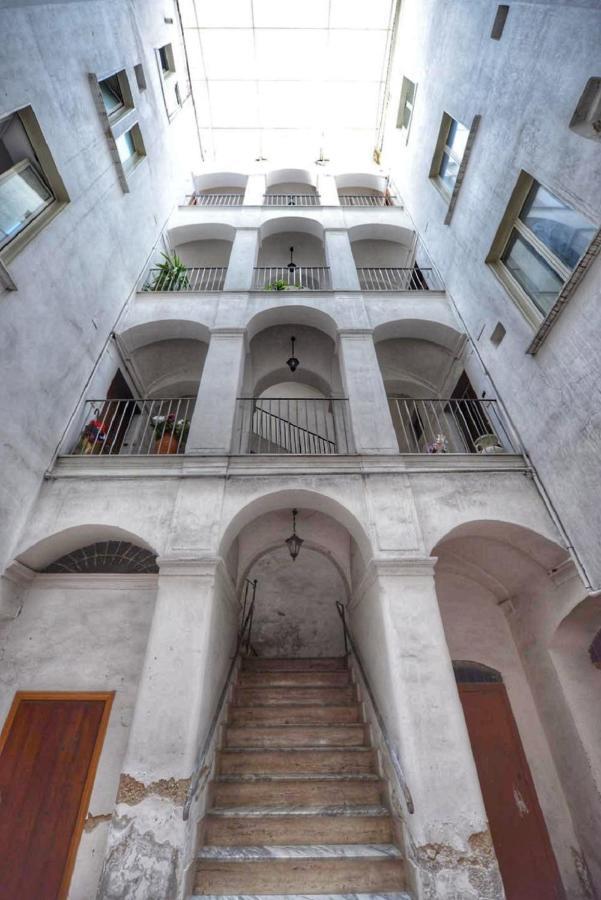 Domus D'Angelo B&B Formia Luaran gambar