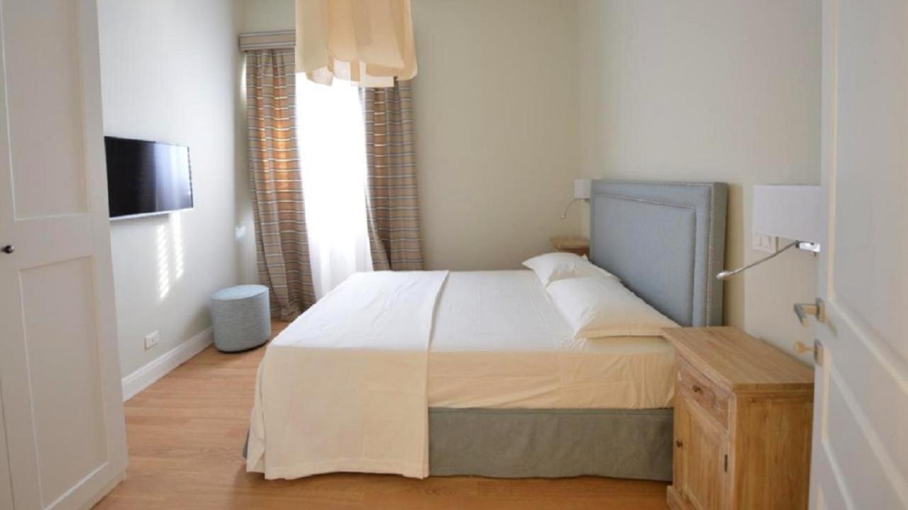 Domus D'Angelo B&B Formia Luaran gambar