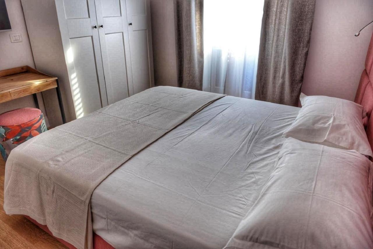 Domus D'Angelo B&B Formia Luaran gambar